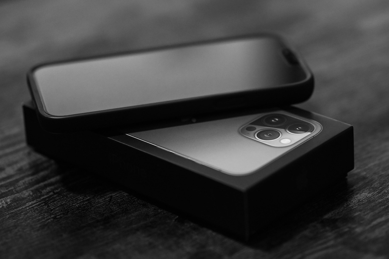 iPhone 18 Pro Max Cases: Streetwear-Ready Styles